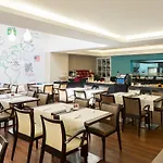 Hotel Melia Oriente 4*
