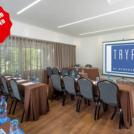 Отель Melia Oriente