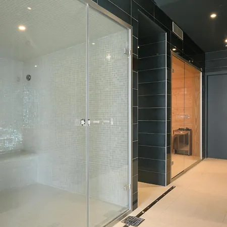 Melia Oriente Отель