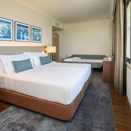Melia Oriente 4*