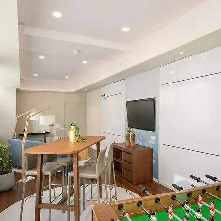 Meliá Oriente 4*